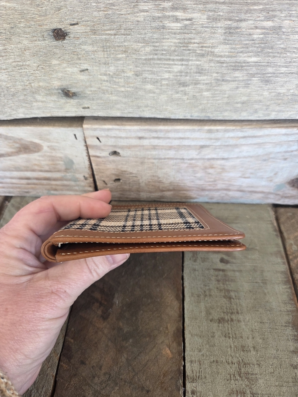 5A Baker & Company Bifold Wallet - Picture 5 of 11